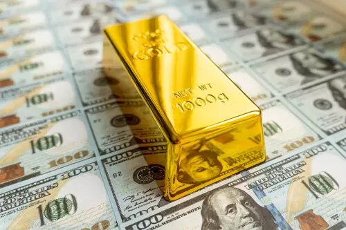 Gold Prices Creep Higher as USD Retreats, Hawkish Fed Caps Gains